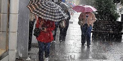 Kuvvetli Sağanak Geliyor: Sel ve Doluya Dikkat