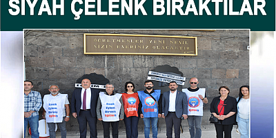 SİYAH ÇELENK BIRAKTILAR